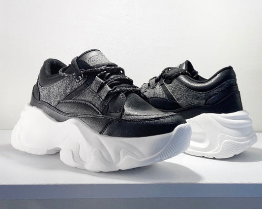 Tenis chunky negro